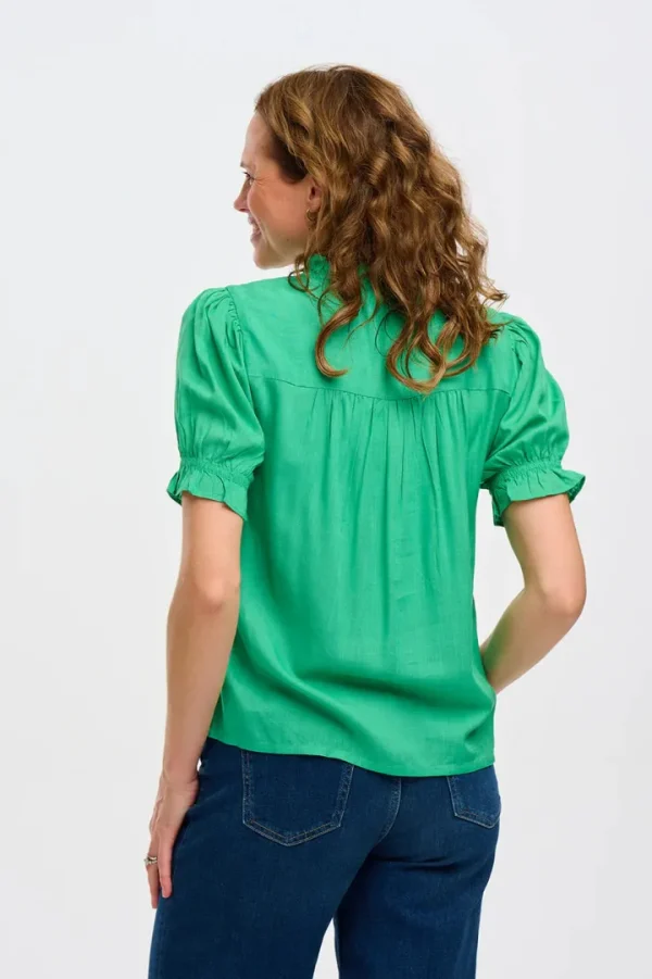 Sugarhill Shirts & Blouses<Angelique Top (Green Rainbow Parrots Embroidery)