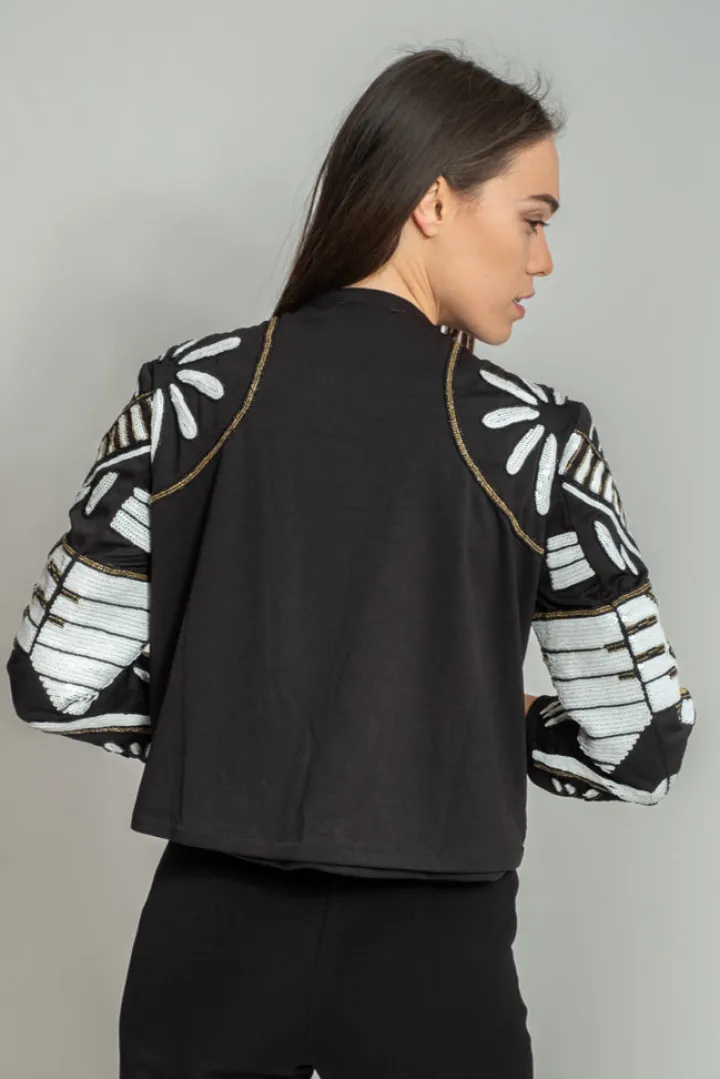chacana_embellished_jacke_3.webp GoaGoa Jackets<CHACANA EMBELLISHED JACKET (BLACK/WHITE)