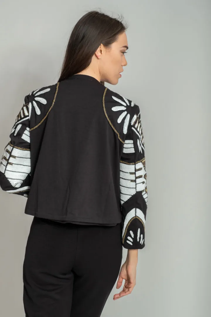 chacana_embellished_jacke_4.webp GoaGoa Jackets<CHACANA EMBELLISHED JACKET (BLACK/WHITE)