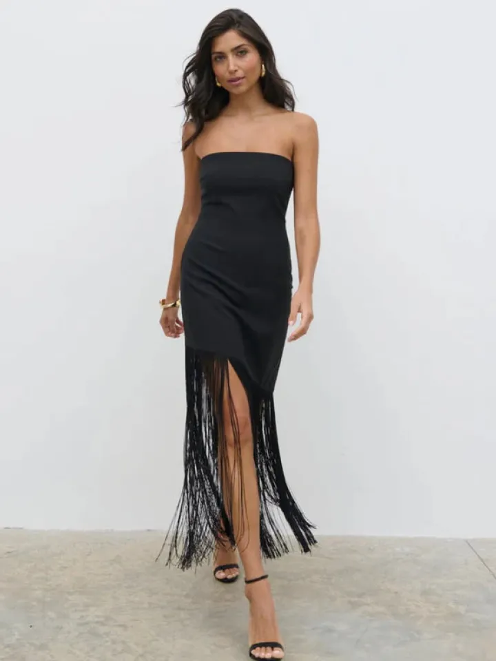 eliana_bandeau_asymmetric_0.webp Pretty Lavish Occasionwear | Dresses<Eliana Bandeau Asymmetric Fringed Dress