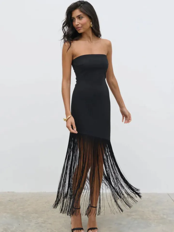 eliana_bandeau_asymmetric_1.webp Pretty Lavish Occasionwear | Dresses<Eliana Bandeau Asymmetric Fringed Dress