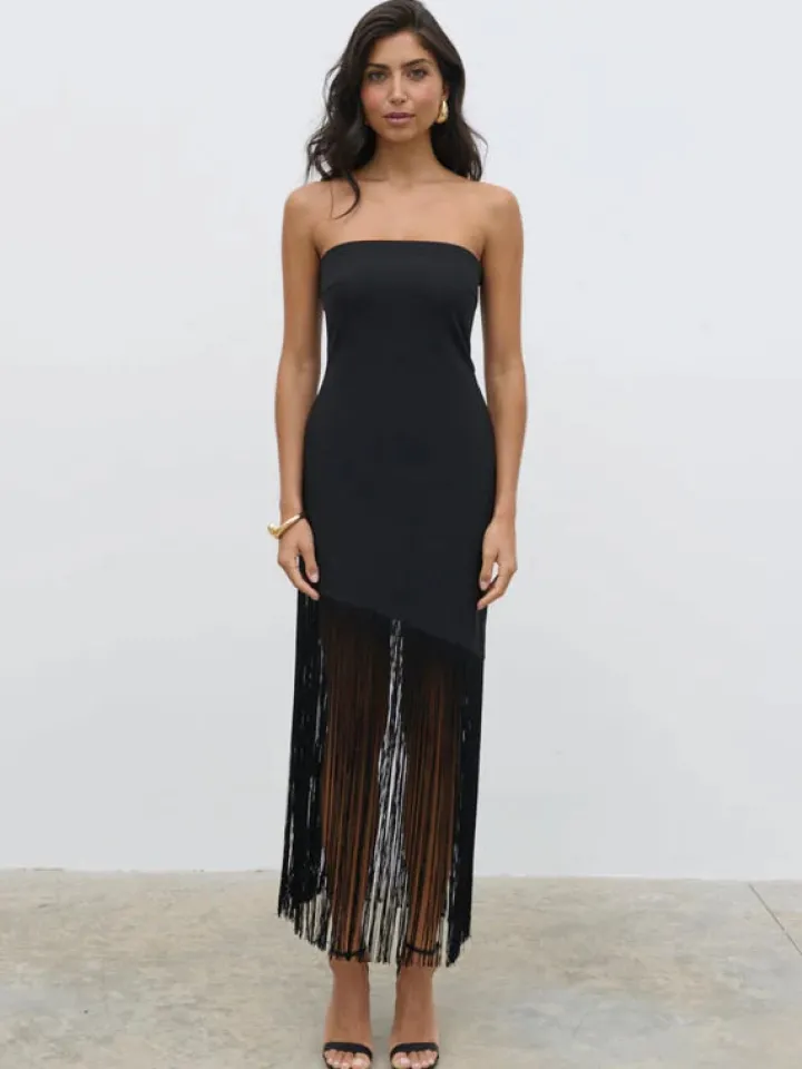 eliana_bandeau_asymmetric_2.webp Pretty Lavish Occasionwear | Dresses<Eliana Bandeau Asymmetric Fringed Dress