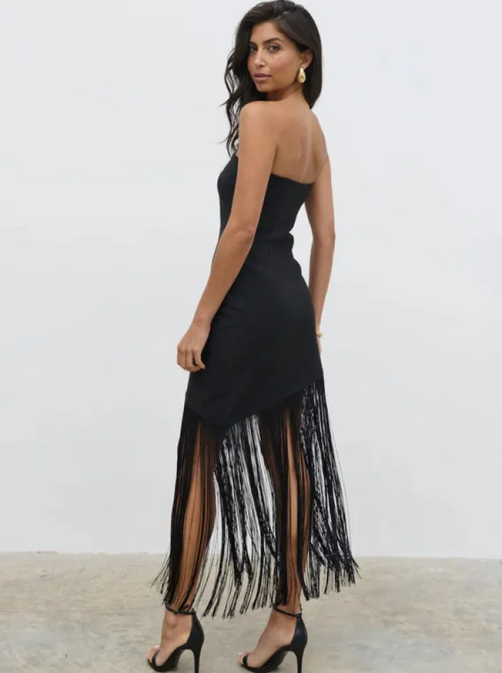 eliana_bandeau_asymmetric_3.webp Pretty Lavish Occasionwear | Dresses<Eliana Bandeau Asymmetric Fringed Dress