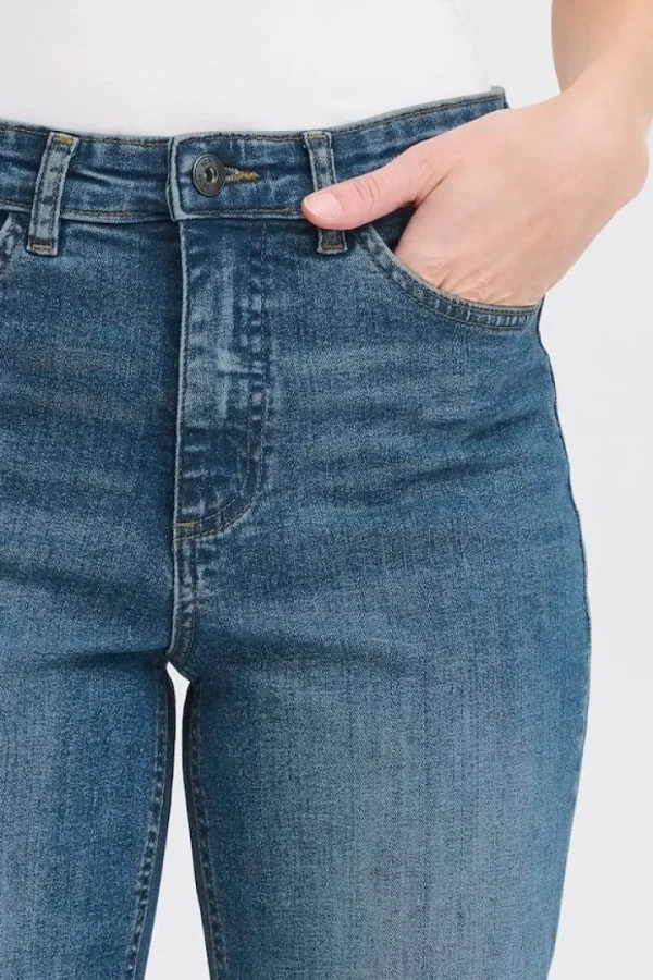Ichi Pants | Jeans<Iggy Straight Leg Cropped Jeans (Medium Blue)