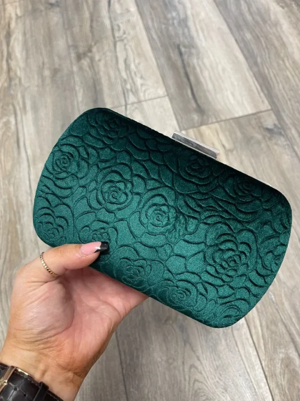 Wsl 8 Bags & Purses<Ivy Embossed Velvet Clutch (4 colours)