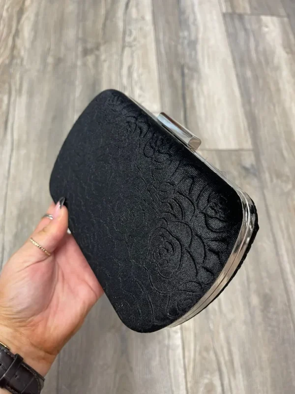 Wsl 8 Bags & Purses<Ivy Embossed Velvet Clutch (4 colours)
