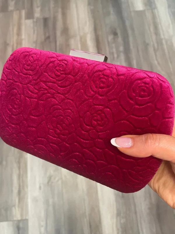 Wsl 8 Bags & Purses<Ivy Embossed Velvet Clutch (4 colours)
