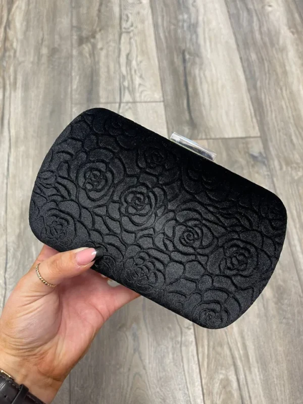 Wsl 8 Bags & Purses<Ivy Embossed Velvet Clutch (4 colours)