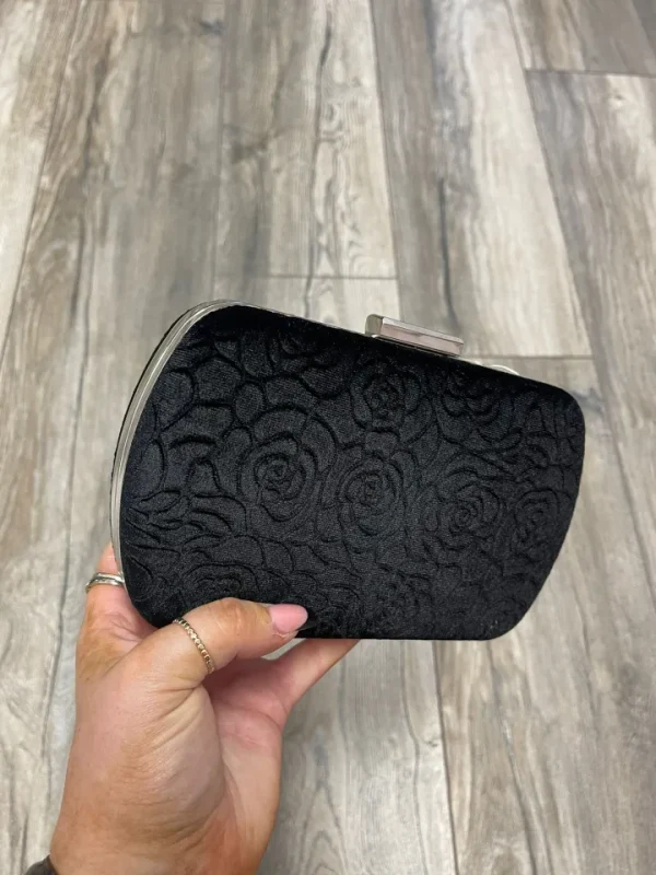 Wsl 8 Bags & Purses<Ivy Embossed Velvet Clutch (4 colours)