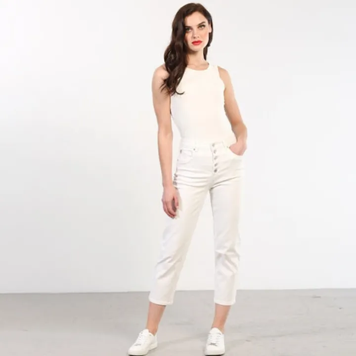 jolie_mom_jeans__short_le_2.webp Rant & Rave Jeans<Jolie Mom Jeans | Short Leg (Soft White)