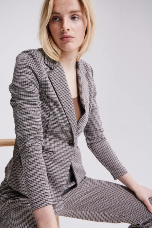 Ichi Blazers<KATE PLAID BLAZER (SAND)