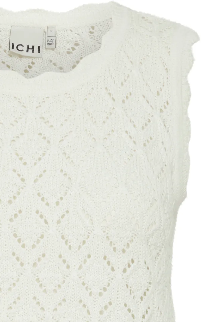 launa_sleeveless_knitted__2.webp Ichi Jumpers & Cardigans<LAUNA SLEEVELESS KNITTED JUMPER (CLOUD DANCER)
