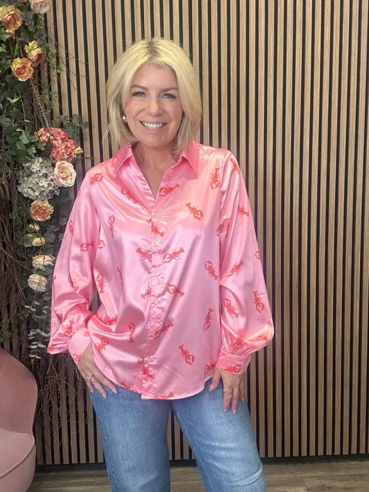 lobster_shirt_pinkred_0.webp Starla Shirts & Blouses<Lobster Shirt (Pink/Red)