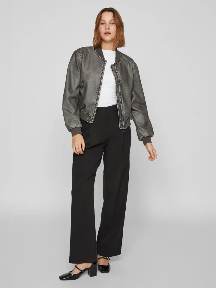 macka_washed_bomber_jacke_4.webp Vila Jackets<MACKA WASHED BOMBER JACKET (GREY)d