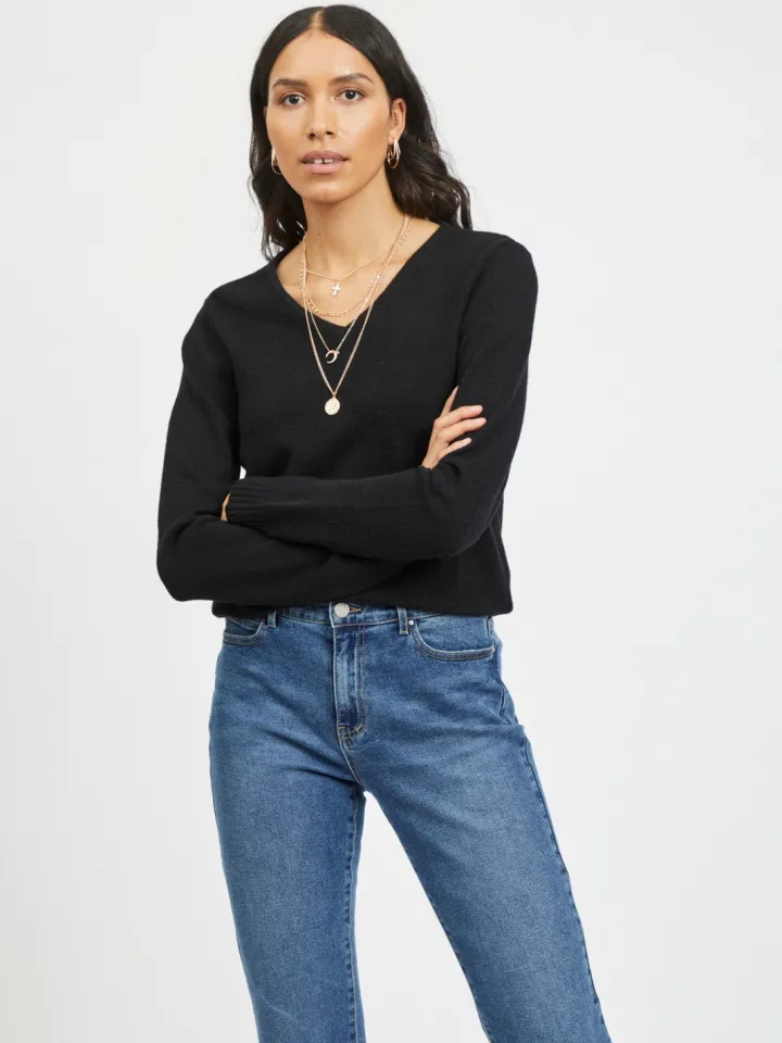 miela_vneck_jumper_black_1.webp Vila Jumpers & Cardigans<MIELA V-NECK JUMPER (BLACK)