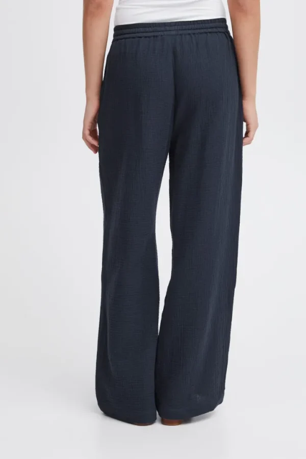 Ichi Pants<MIKA WIDE LEG TROUSERS (NAVY)