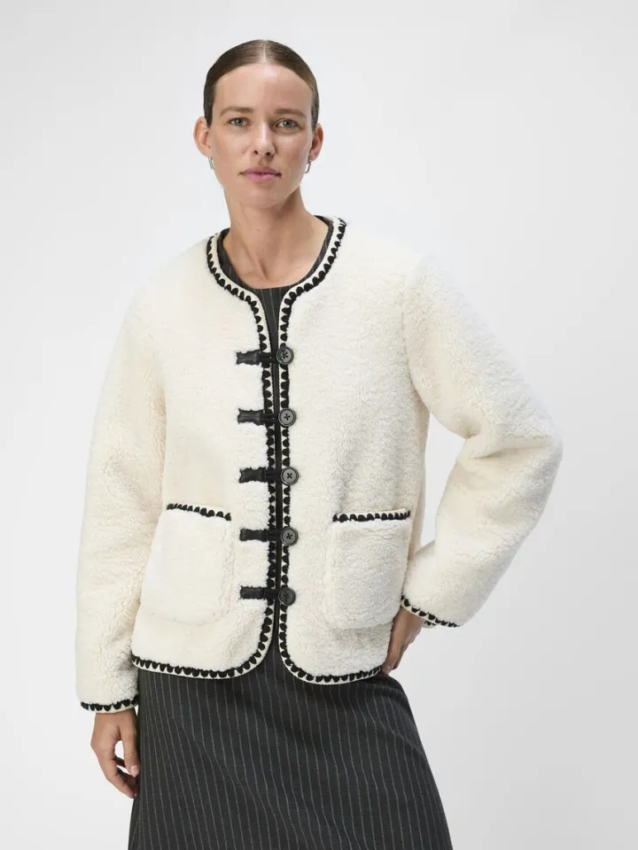 pauline_teddy_jacket_whit_0.webp Object Jackets<Pauline Teddy Jacket (White Sand)
