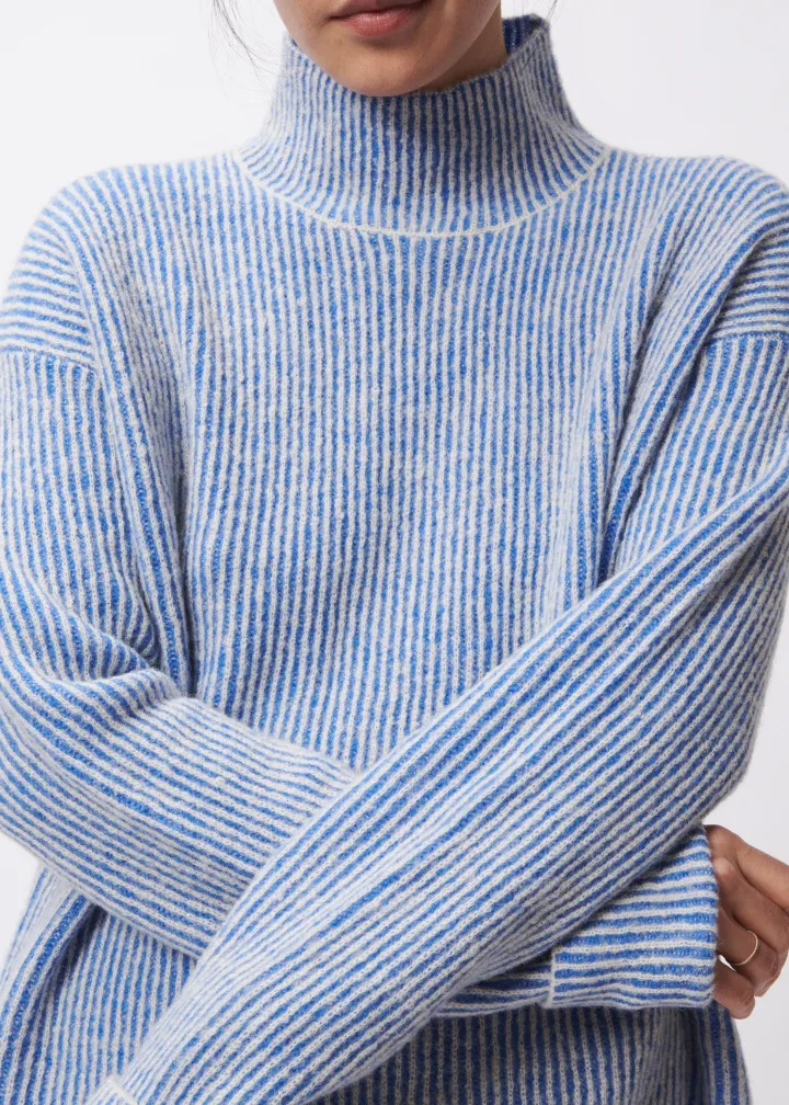 preslava_knit_jumper_elec_2.webp Frnch Jumpers & Cardigans<PRESLAVA KNIT JUMPER (ELECTRIC BLUE)