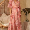 Hope & Ivy Occasionwear<Raya Flutter Sleeve Maxi Dress