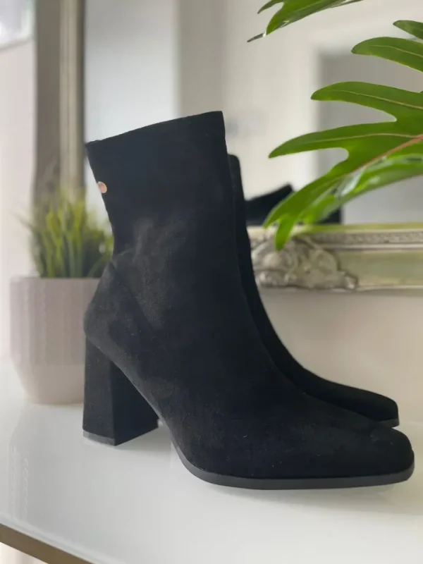 Rant & Rave Boots<Rena Suede Sock Boot (Black)