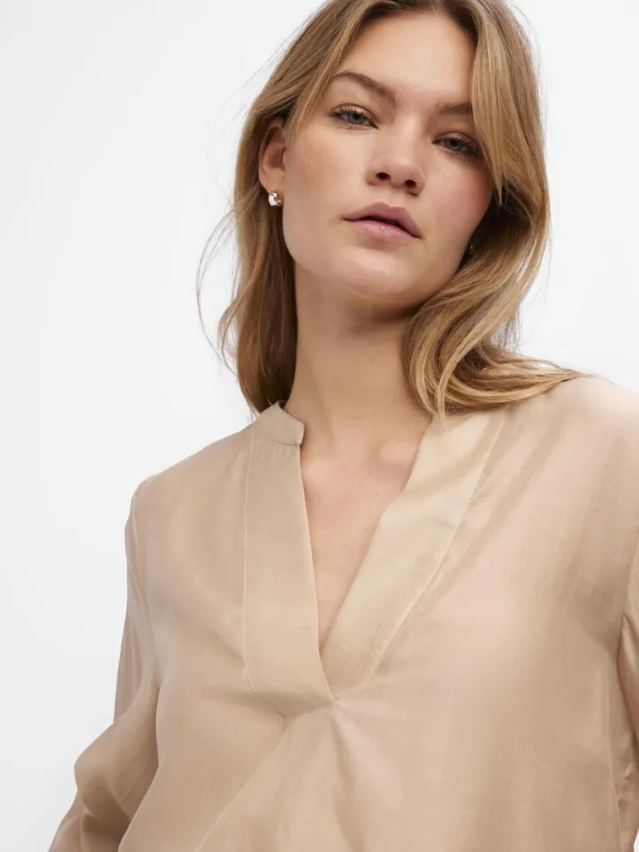 siru_ls_top_humus_1.webp Object Shirts & Blouses<SIRU L/S TOP (HUMUS)