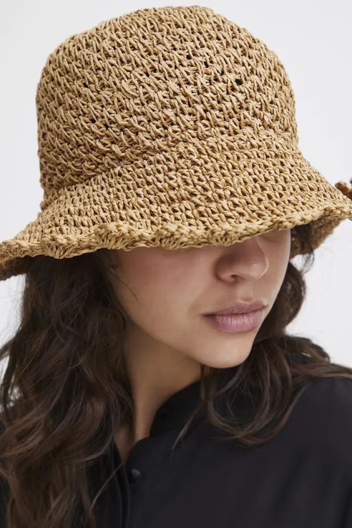 sissi_bucket_hat_doeskint_1.webp Ichi Hats<SISSI BUCKET HAT (DOESKIN/TAN)