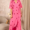 Hope & Ivy Occasionwear<THE HEBE EMBELLISHED WRAP DRESS WITH TIE WAIST AND FLUTTER SLEEVE (PINK/RED) CURVE