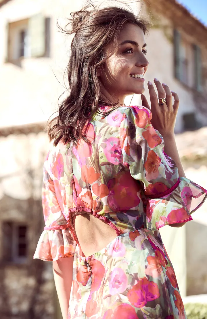 the_isla_frill_sleeve_thi_3.webp Hope & Ivy Occasionwear<The Isla Frill Sleeve Thigh Split Open Back Midi Dress (Red/Green)