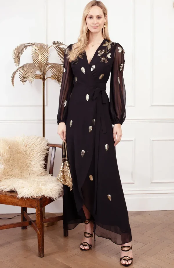 Hope & Ivy Occasionwear | Dresses<The Melanie Embellished Wrap Dress (Black)