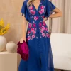Hope & Ivy Occasionwear<The Monica Embroidered Flutter Sleeve Midi Dress (Blue)