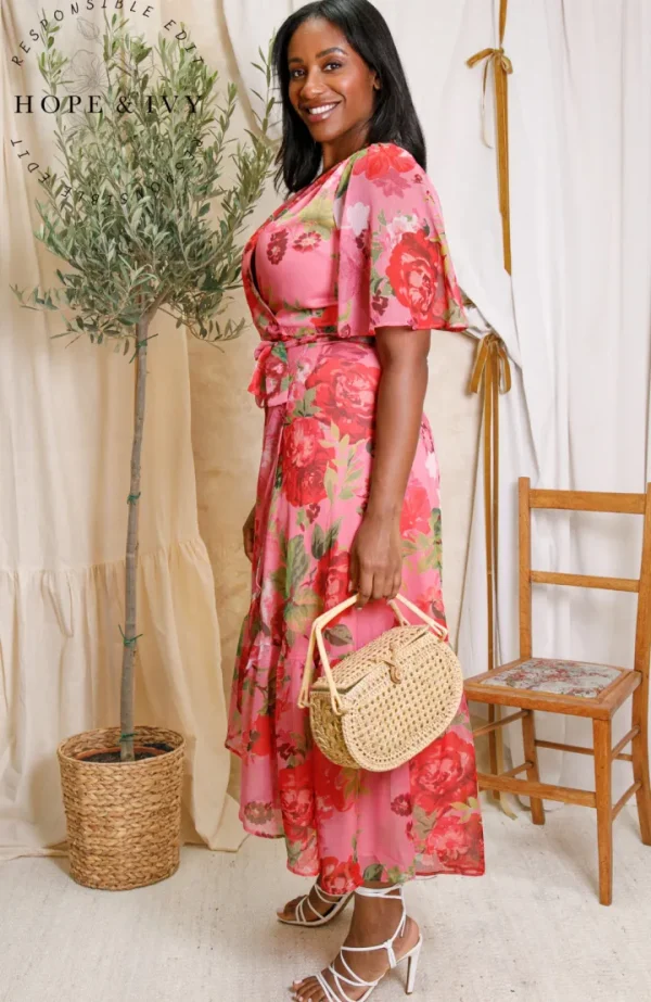 Hope & Ivy Occasionwear | Dresses<The Roxanne Flutter Sleeve Maxi Wrap Dress (/Red)