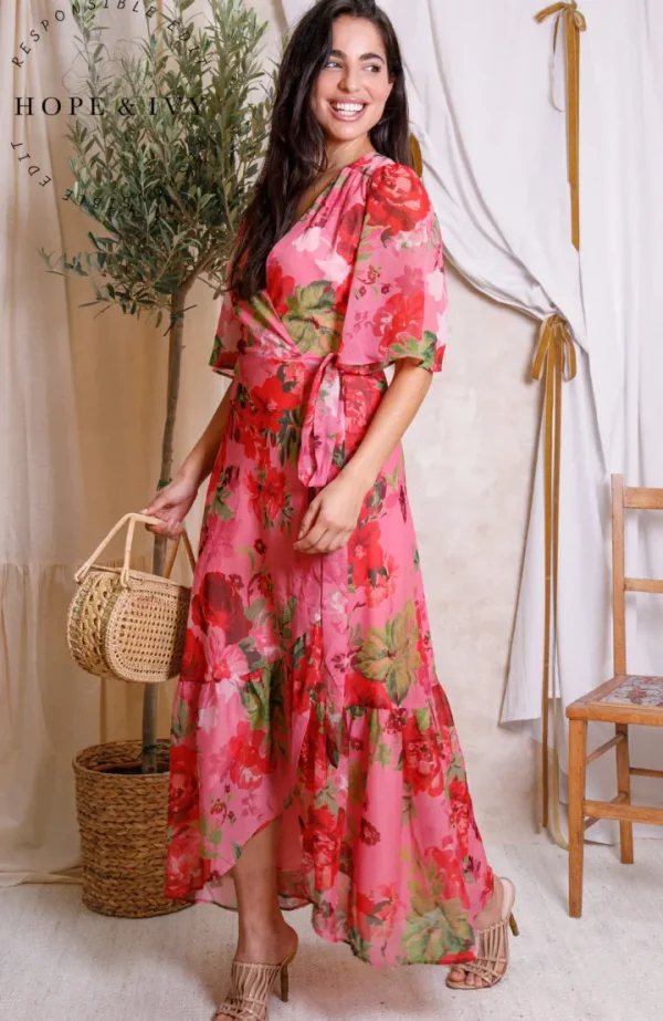 Hope & Ivy Occasionwear | Dresses<The Roxanne Flutter Sleeve Maxi Wrap Dress (/Red)