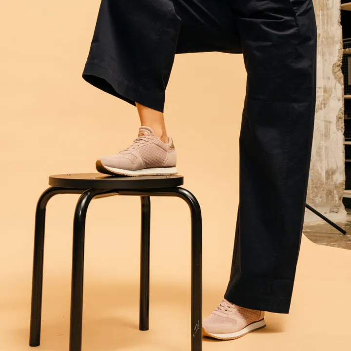 ydun_suede_mesh_ii_runner_7.webp Woden Trainers<Ydun Suede Mesh II Runner (Dry Rose)